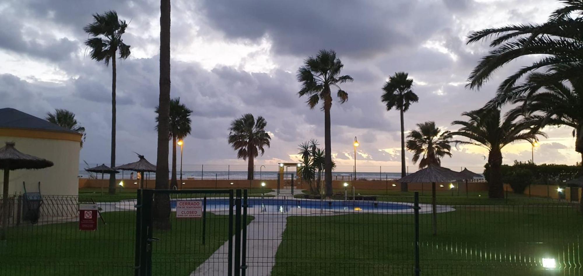טריפה La Tortuga I, Encantador Apartamento Con Garaje En Primera Linea De Playa מראה חיצוני תמונה